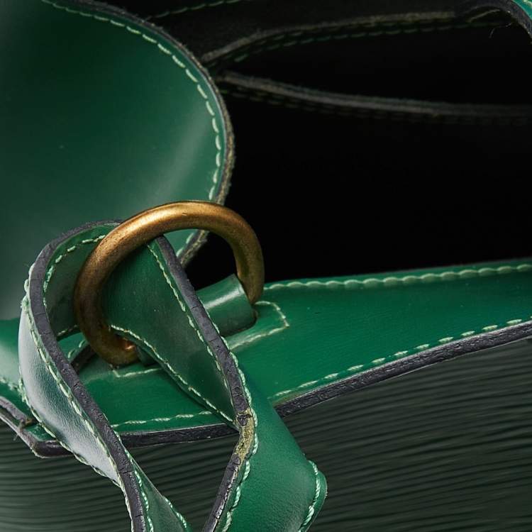 Pre Owned Louis Vuitton Borneo Green Epi Leather Cluny Bag