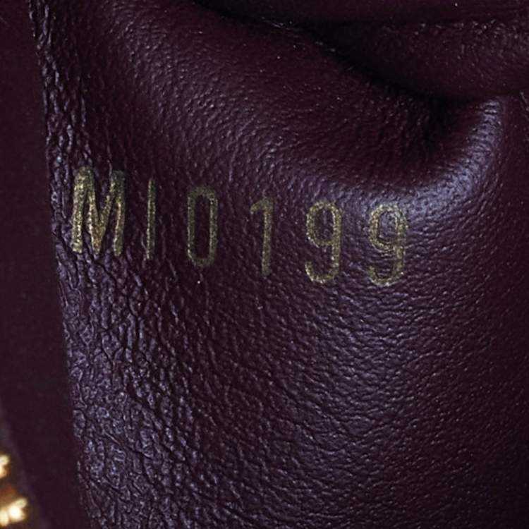 Pre Owned Louis Vuitton Flamme Taurillon Leather and Python Capucines BB Bag