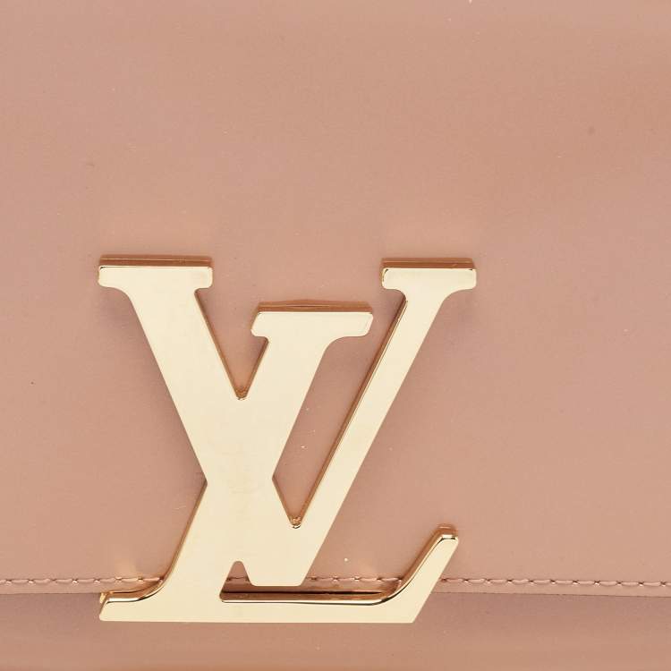 Pre Owned Louis Vuitton Beige Patent Leather Louise Clutch