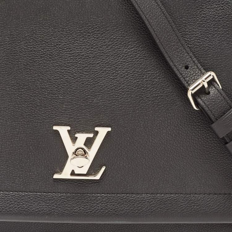 Pre Owned Louis Vuitton Black Leather Lockme II Top Handle Bag