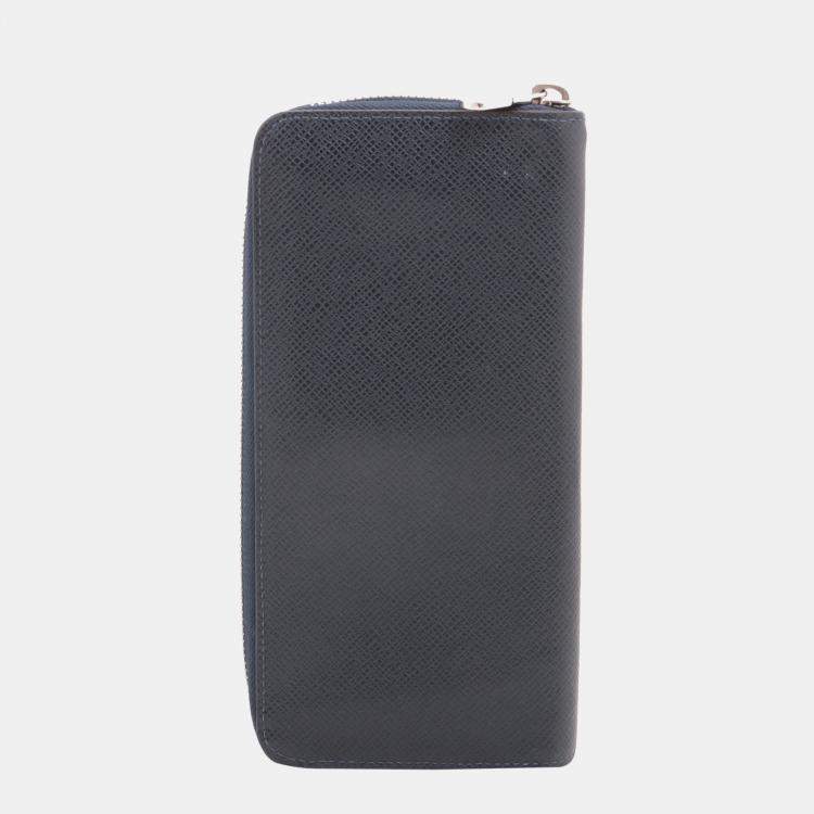 Louis Vuitton Zippy Vertical Taiga Long Wallet Black