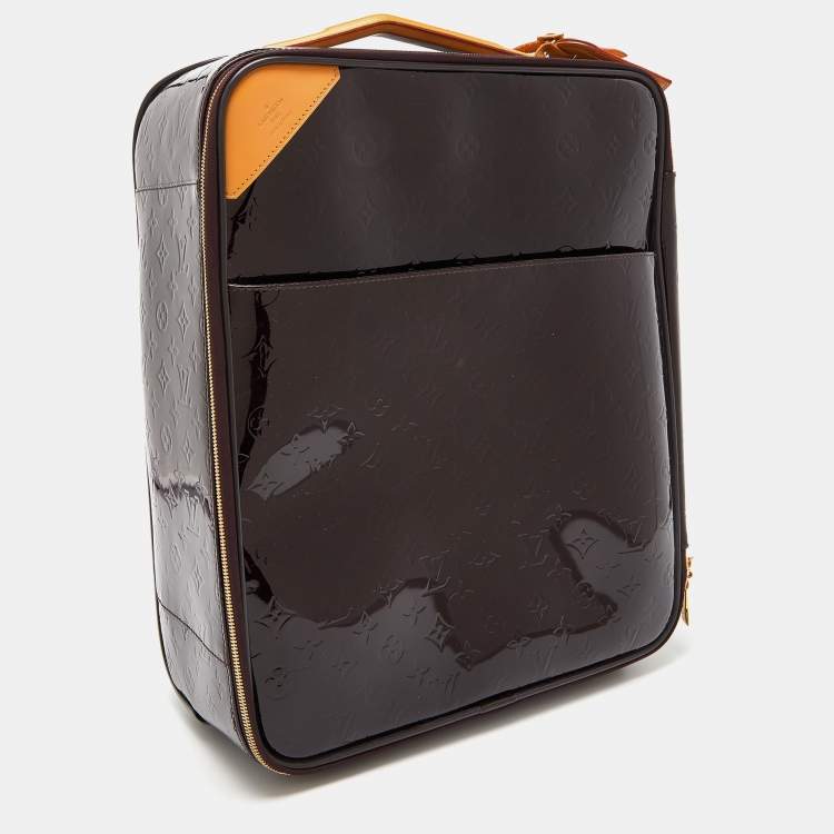 مملوكة مسبقًا Louis Vuitton Amarante Monogram Vernis Pegase 45 Suitcase