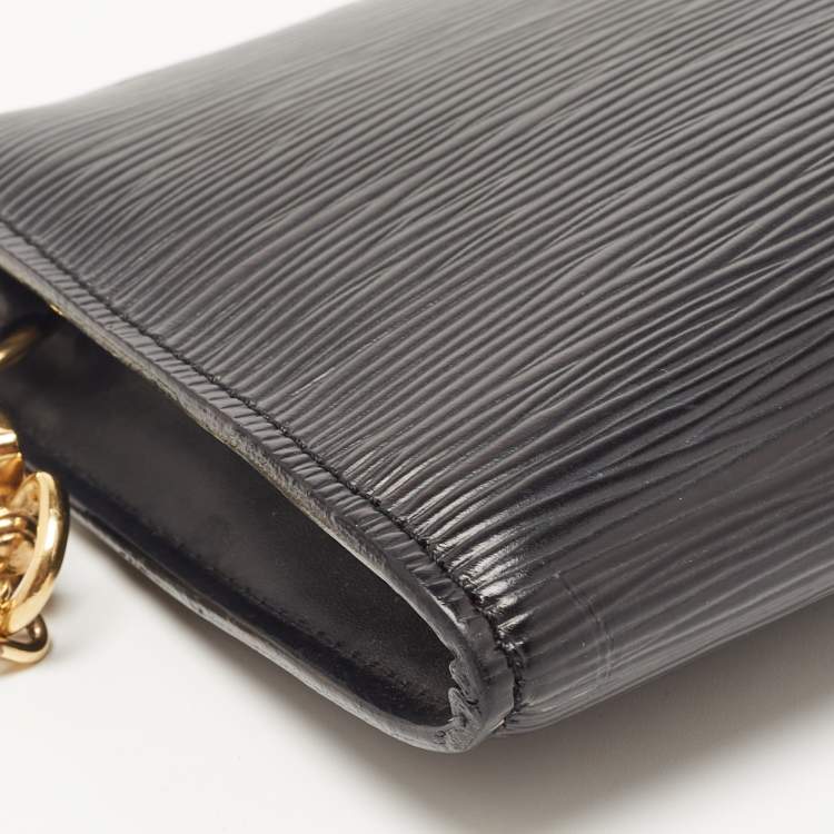 Pre Owned Louis Vuitton Black Epi Leather Pochette Accessoires