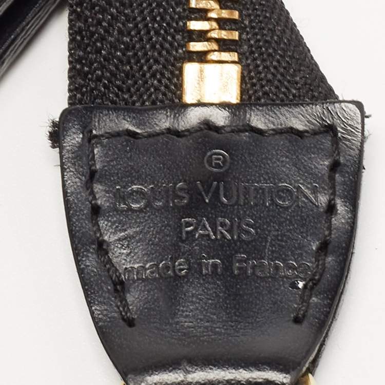 Pre Owned Louis Vuitton Black Epi Leather Pochette Accessoires