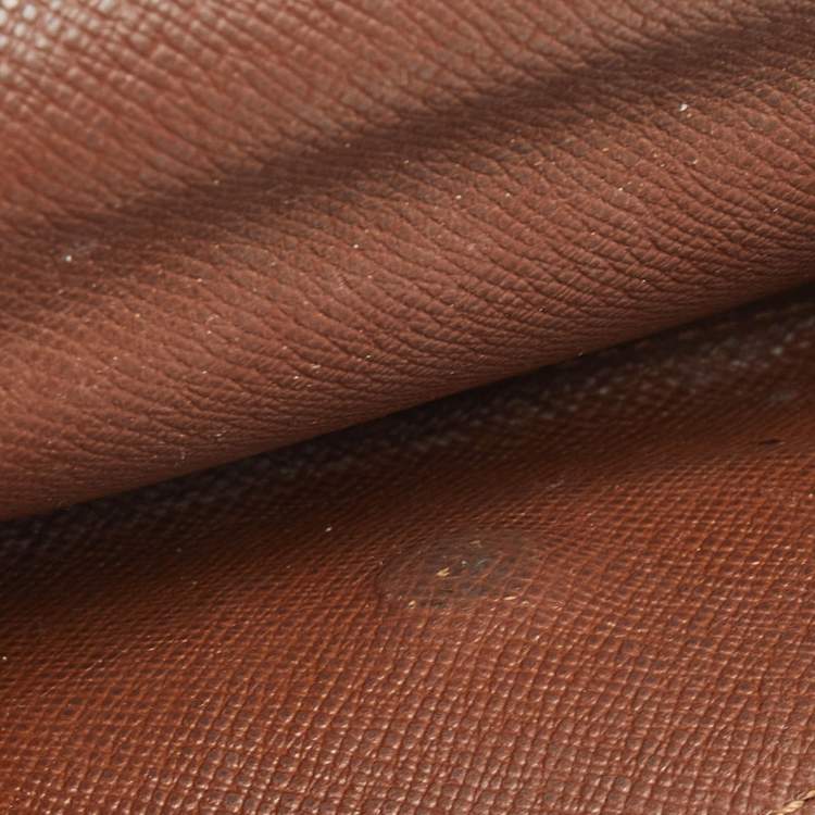 مملوكة مسبقًا Louis Vuitton Monogram Canvas Helene Wallet