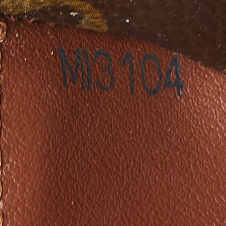 مملوكة مسبقًا Louis Vuitton Monogram Canvas Helene Wallet