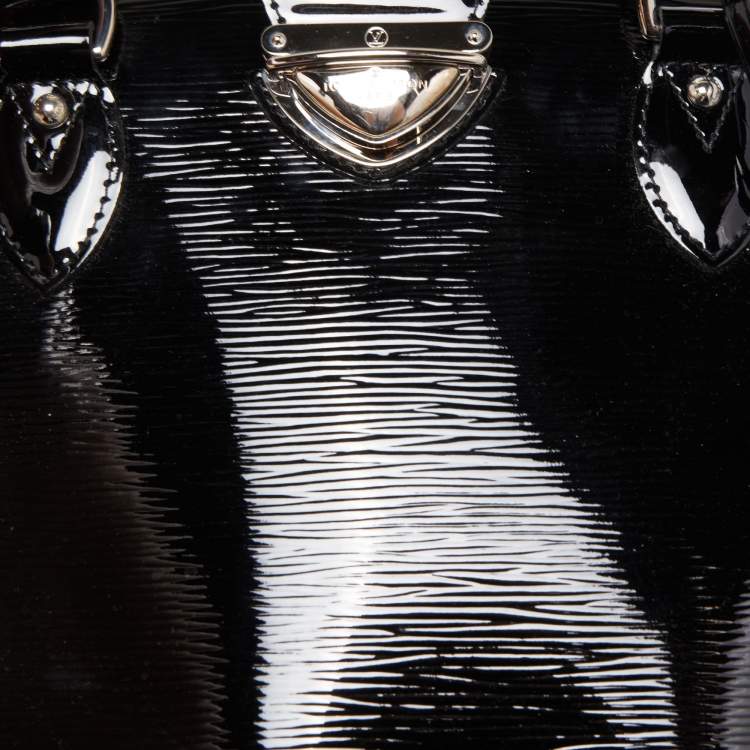 Pre Owned Louis Vuitton Black Electric Epi Leather Pont Neuf GM Bag