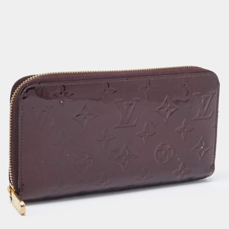 Pre Owned Louis Vuitton Amarante Monogram Vernis Zippy Wallet