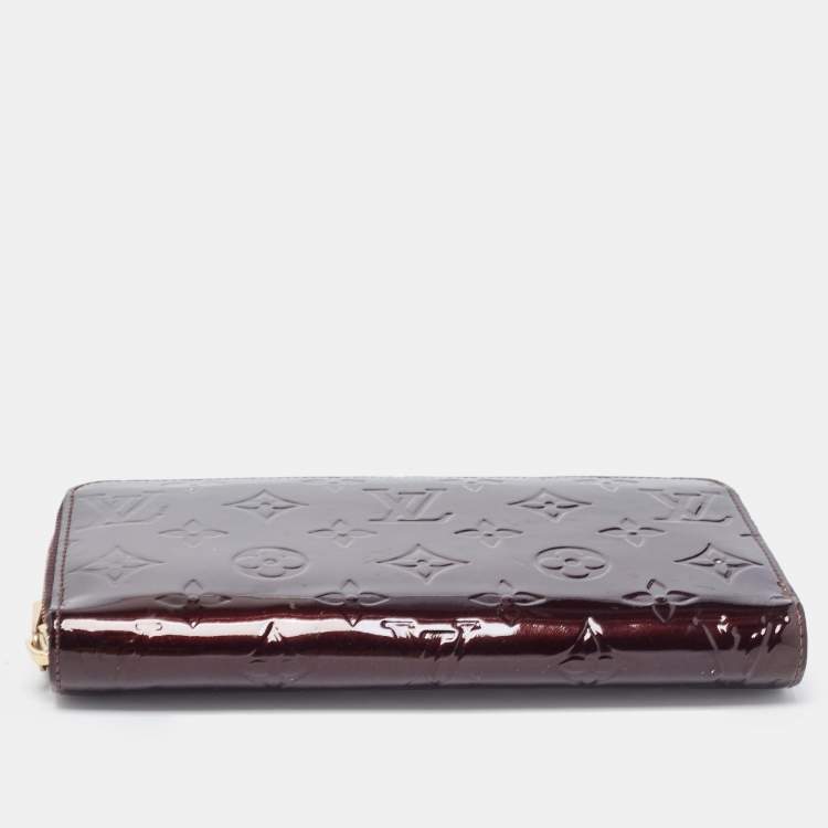 Pre Owned Louis Vuitton Amarante Monogram Vernis Zippy Wallet