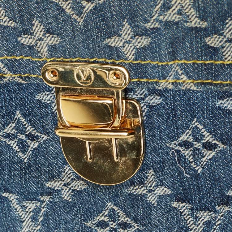 Pre Owned Louis Vuitton Blue Monogram Denim Pochette Clutch