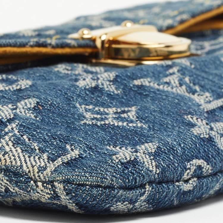 Pre Owned Louis Vuitton Blue Monogram Denim Pochette Clutch