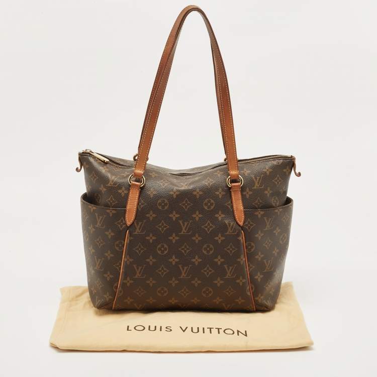 Pre Owned Louis Vuitton Monogram Canvas Totally MM Bag