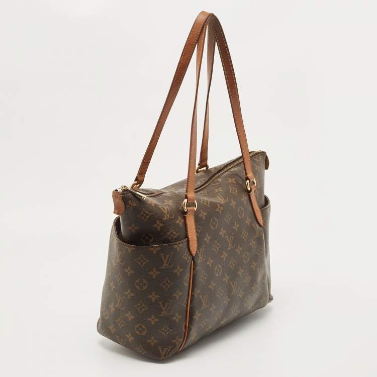 Pre Owned Louis Vuitton Monogram Canvas Totally MM Bag