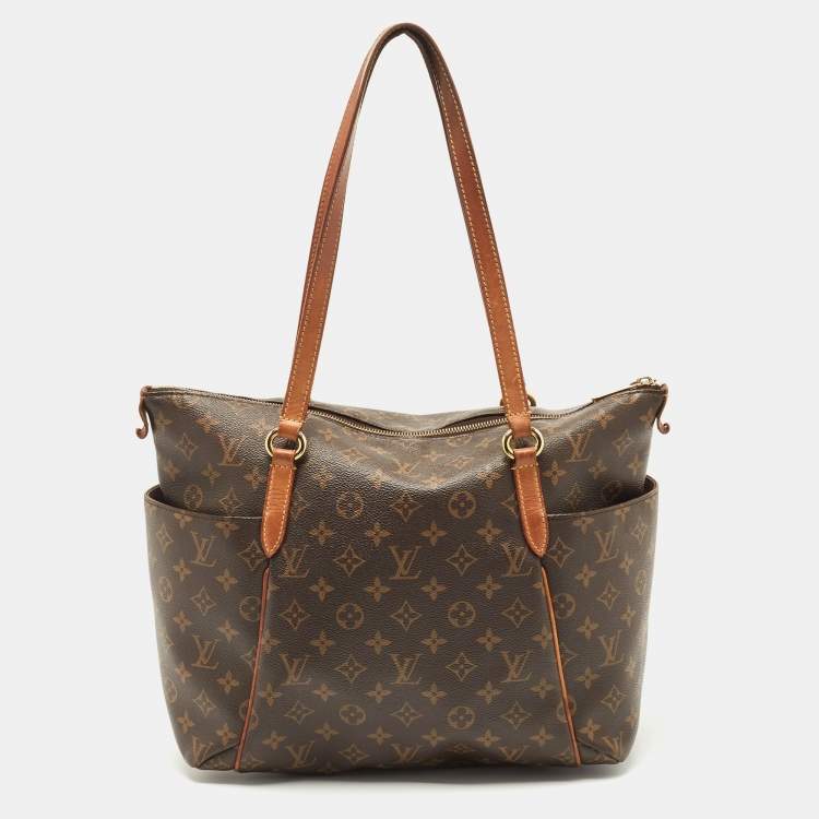 Pre Owned Louis Vuitton Monogram Canvas Totally MM Bag