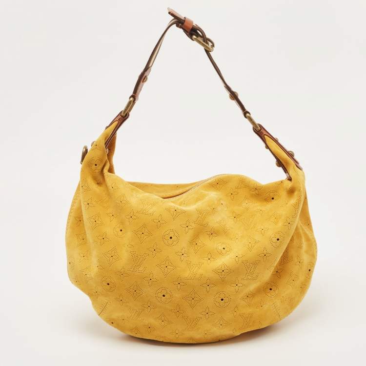 Pre Owned Louis Vuitton Maize Suede Mahina Onatah GM Hobo