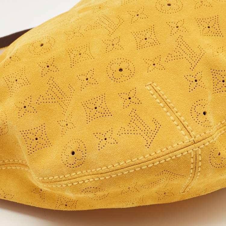 Pre Owned Louis Vuitton Maize Suede Mahina Onatah GM Hobo