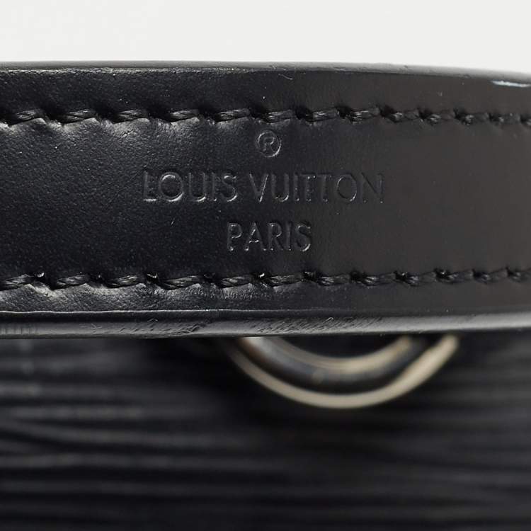 مملوكة مسبقًا  Louis Vuitton Black Epi Leather Cluny BB Bag