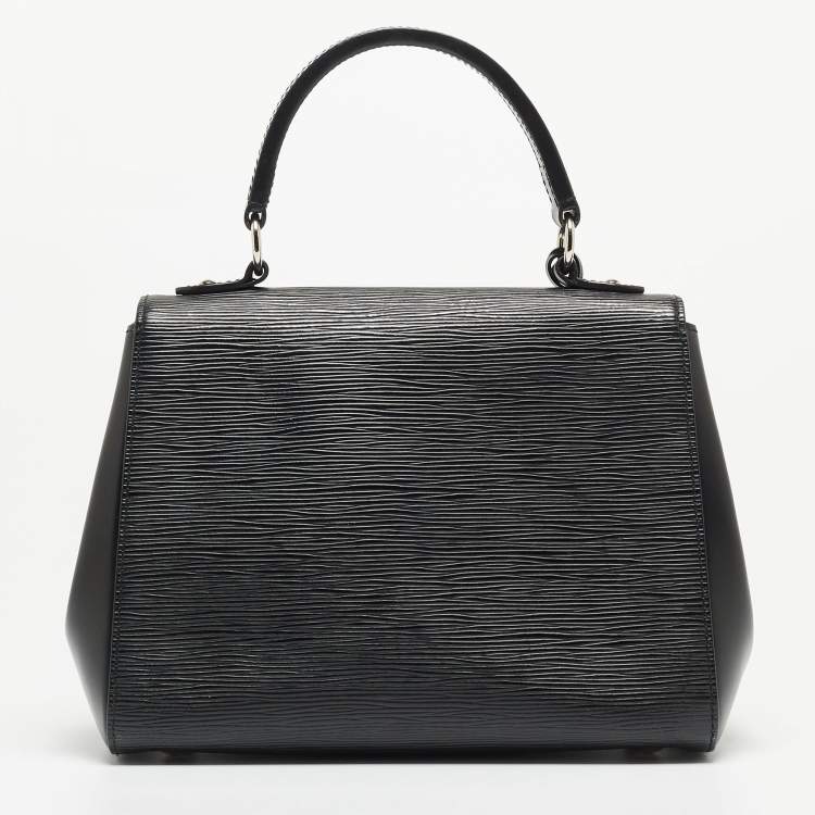 مملوكة مسبقًا  Louis Vuitton Black Epi Leather Cluny BB Bag
