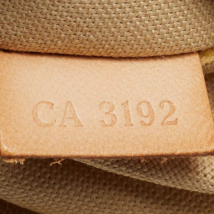 مملوكة مسبقًا Louis Vuitton Damier Azur Canvas Pochette Accessoires Bag
