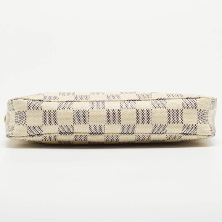 مملوكة مسبقًا Louis Vuitton Damier Azur Canvas Pochette Accessoires Bag
