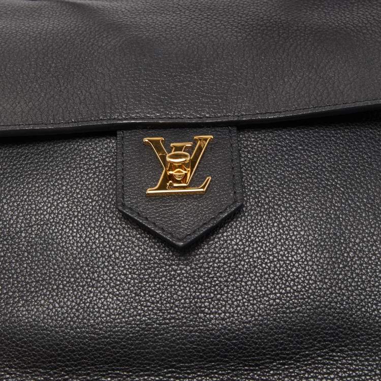Pre Owned Louis Vuitton Black Leather Lockme MM Bag