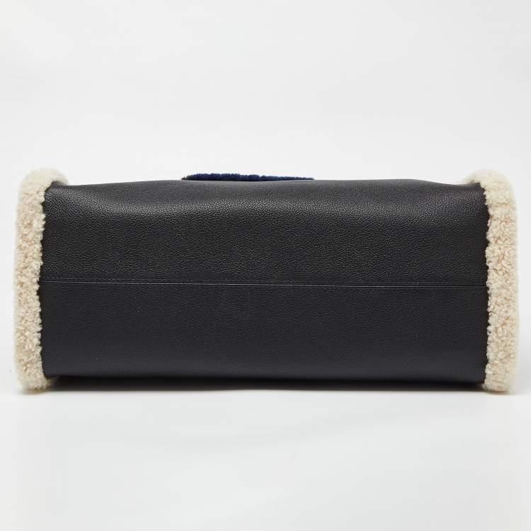 Pre Owned Louis Vuitton Black Shearling Monogram OnTheGo GM Bag