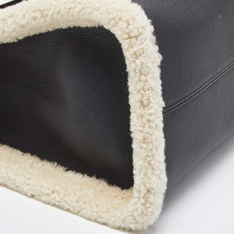 Pre Owned Louis Vuitton Black Shearling Monogram OnTheGo GM Bag