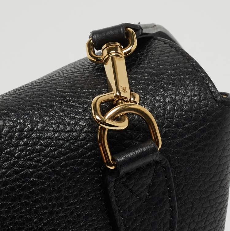 Pre Owned Louis Vuitton Black Leather Volta Bag