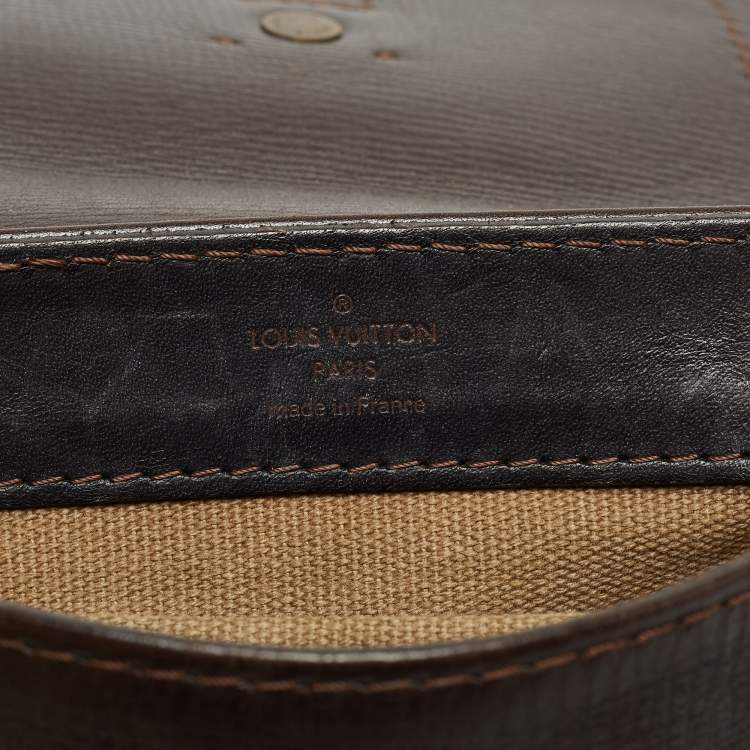 Pre Owned Louis Vuitton Coffee Utah Leather Yuma Small Messenger Bag