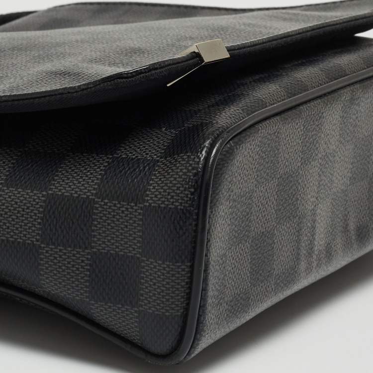 Pre Owned Louis Vuitton Damier Ebene Graphite Canvas District PM Bag