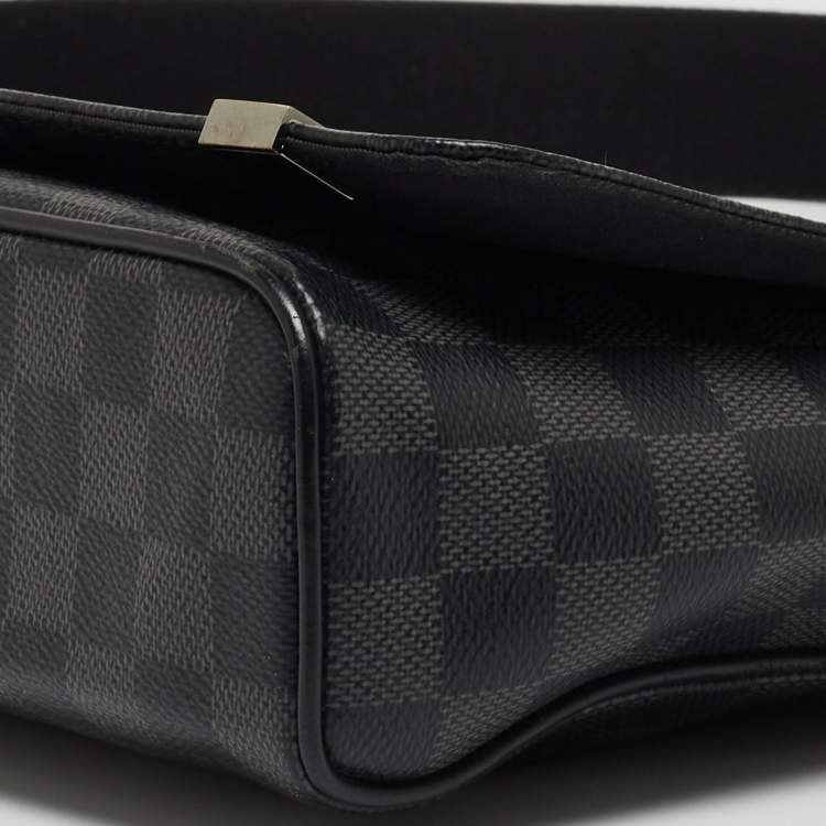 Pre Owned Louis Vuitton Damier Ebene Graphite Canvas District PM Bag