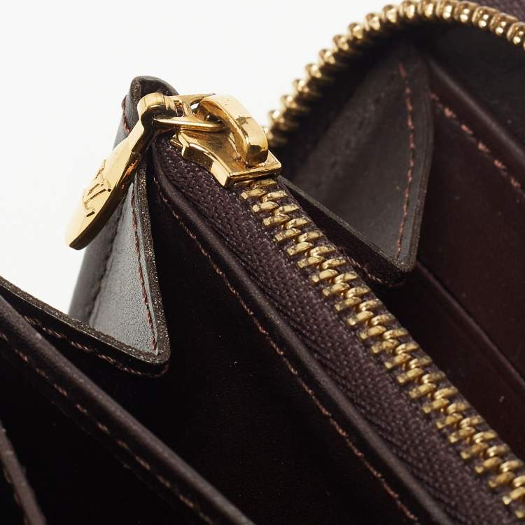 Pre Owned Louis Vuitton Amarante Monogram Vernis Zippy Wallet  