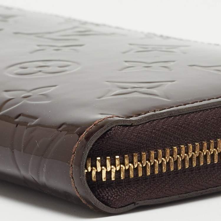 Pre Owned Louis Vuitton Amarante Monogram Vernis Zippy Wallet  