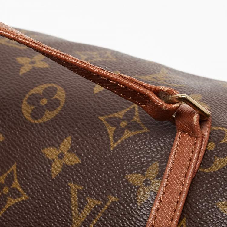 مملوكة مسبقًا Louis Vuitton Monogram Canvas Papillon 26 Bag