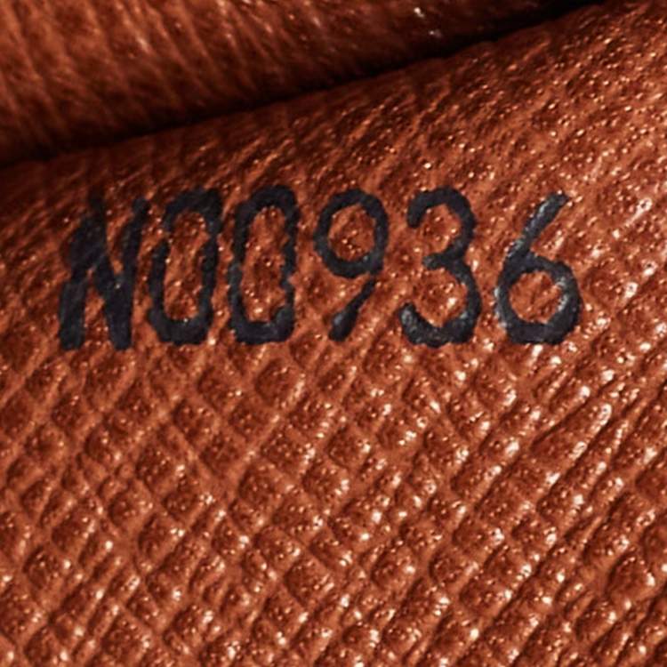 مملوكة مسبقًا Louis Vuitton Monogram Canvas Papillon 26 Bag