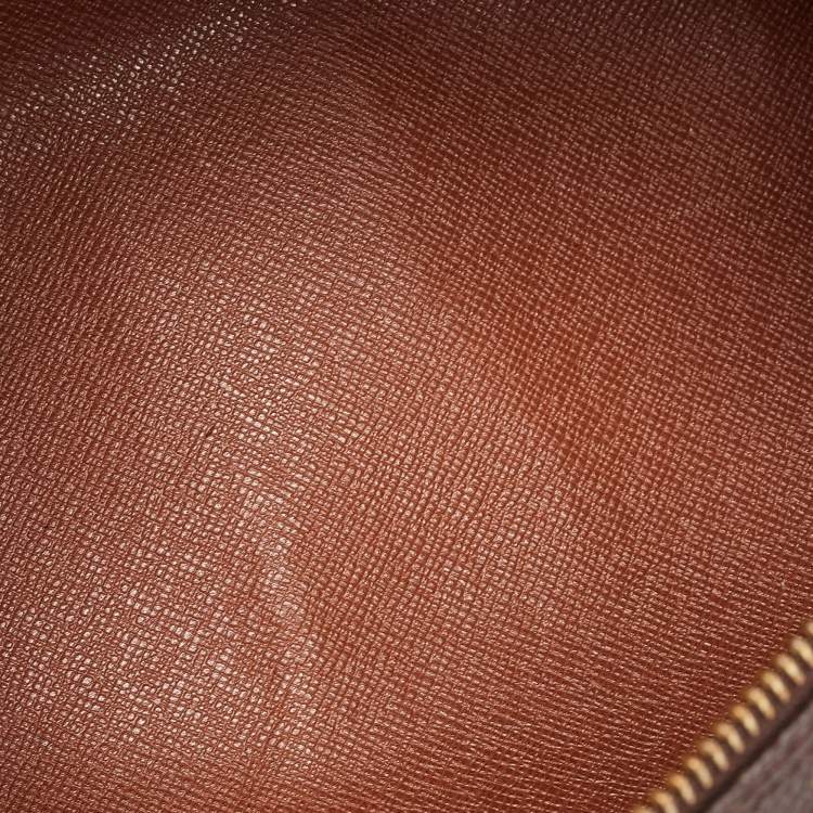 مملوكة مسبقًا Louis Vuitton Monogram Canvas Papillon 26 Bag