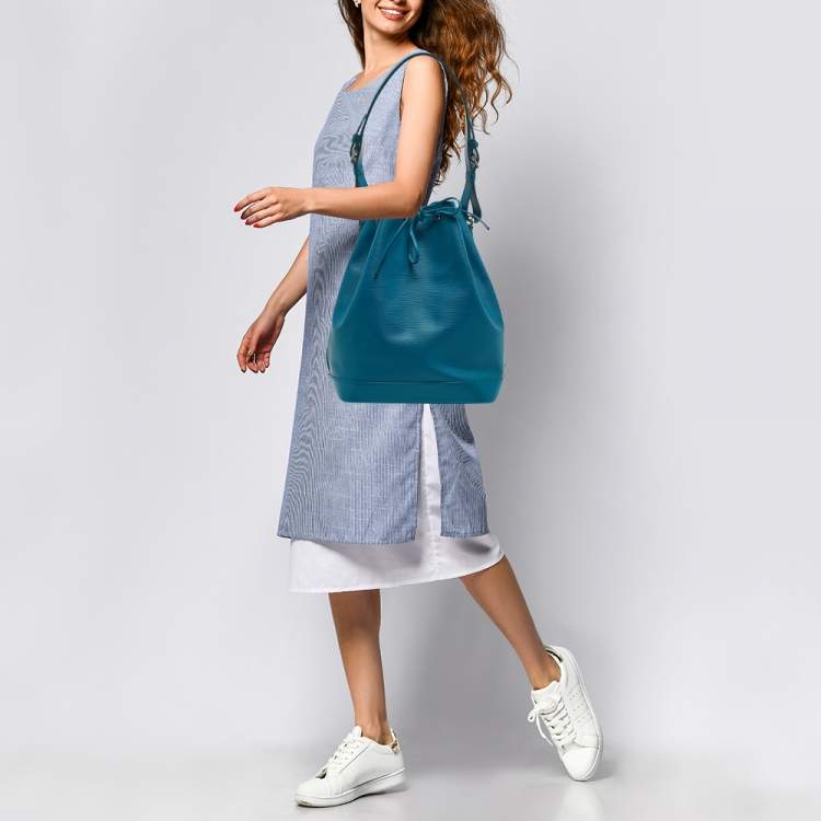 Pre Owned Louis Vuitton Cyan Epi Leather Noe Bag