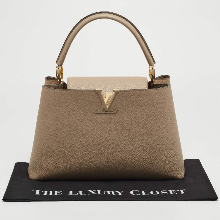 Pre Owned Louis Vuitton Beige Leather Capucines MM Bag