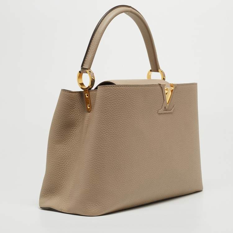 Pre Owned Louis Vuitton Beige Leather Capucines MM Bag