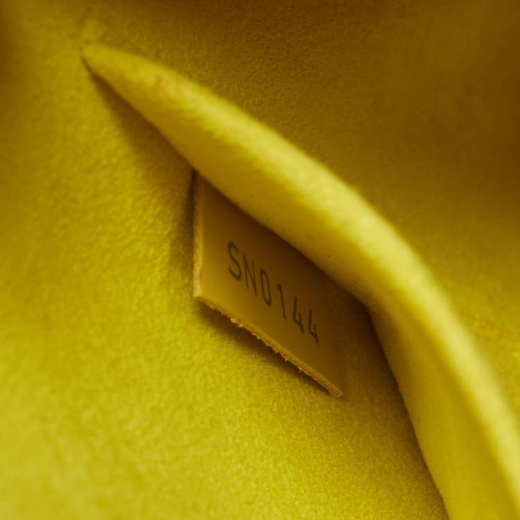 Pre Owned Louis Vuitton Pistache Epi Leather Alma BB Bag