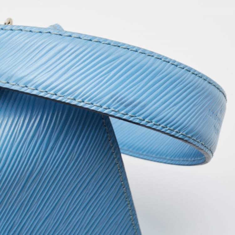 Pre Owned Louis Vuitton Bleuet Epi Leather Early Bird Twist MM Bag