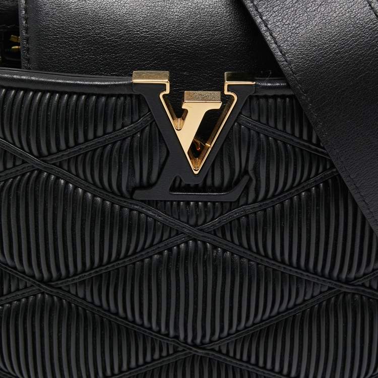 Pre Owned Louis Vuitton Black Quilted Leather Capucines BB Bag