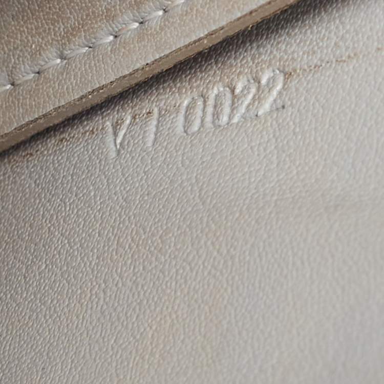Pre Owned Louis Vuitton Silver Monogram Vernis Lexington Pochette Bag