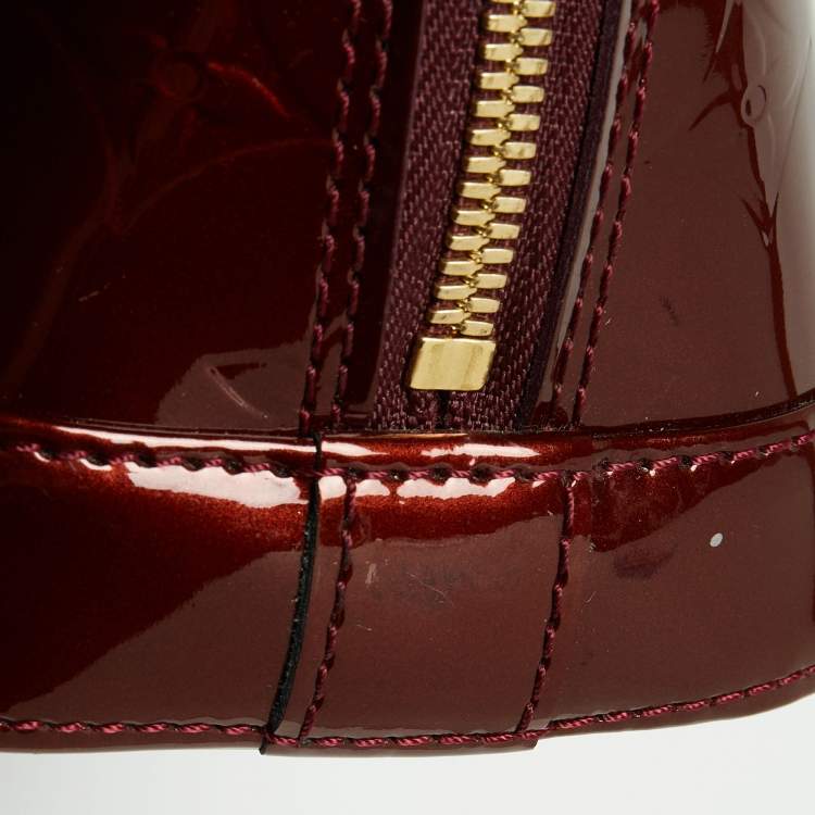مملوكة مسبقًا Louis Vuitton Amarante Monogram Vernis Alma BB Bag