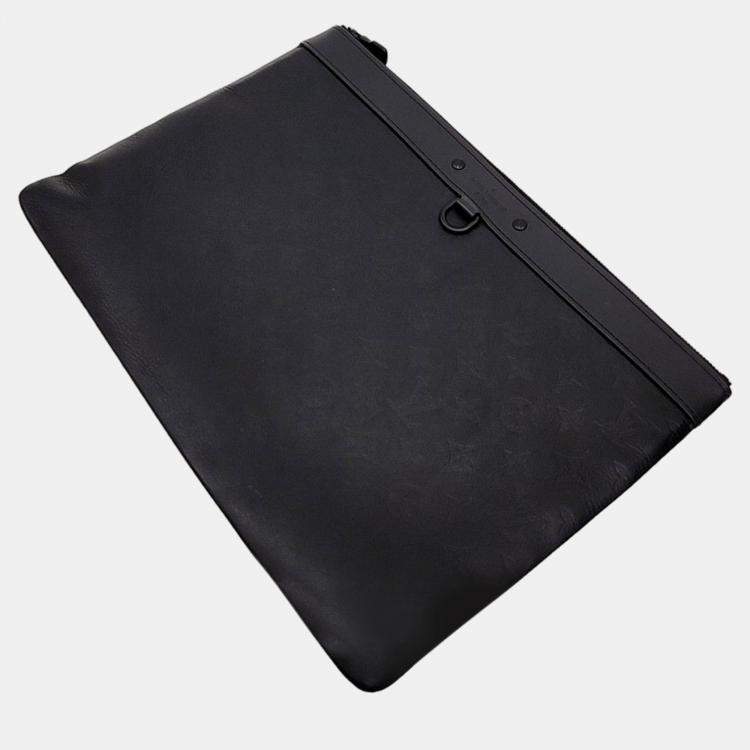 Pre Owned Louis Vuitton Black Monogram Shadow Leather Discovery Pochette Clutch Bag