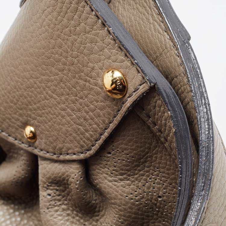 Pre Owned Louis Vuitton Grey Monogram Mahina Leather Solar PM Bag