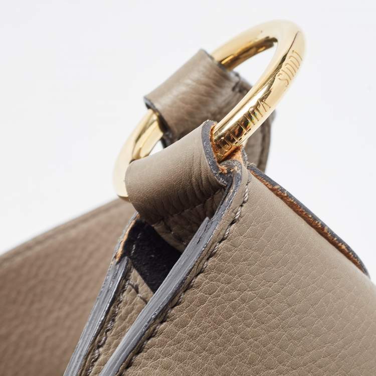 Pre Owned Louis Vuitton Grey Monogram Mahina Leather Solar PM Bag