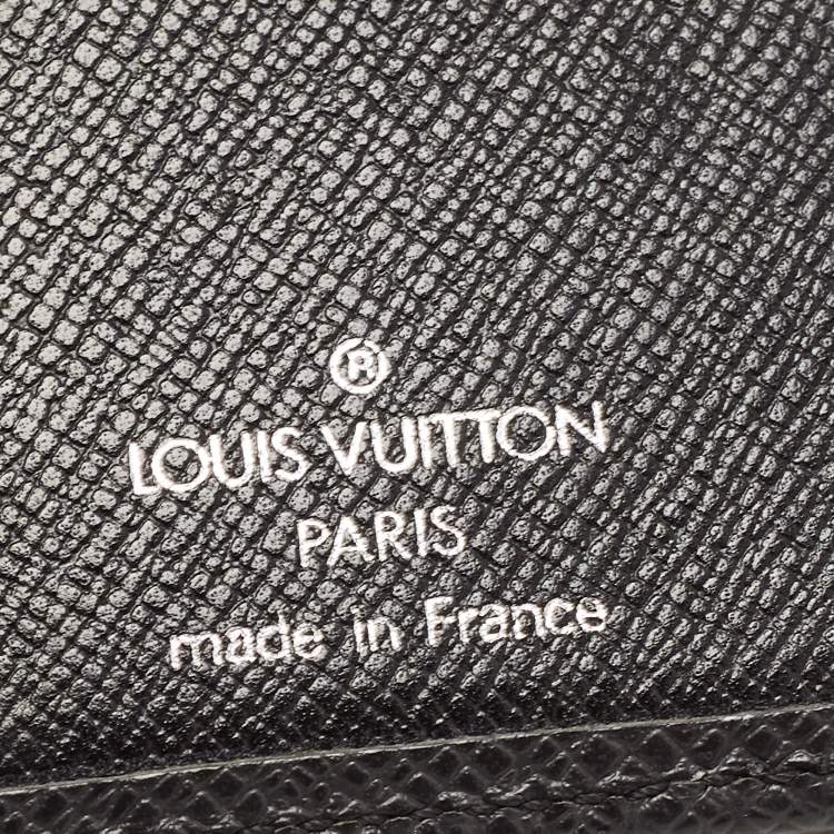 Pre Owned Louis Vuitton Black Taiga Leather Bifold Card Case