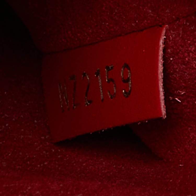 مملوكة مسبقًا Louis Vuitton Coquelicot Monogram Canvas NeoNoe MM Bag