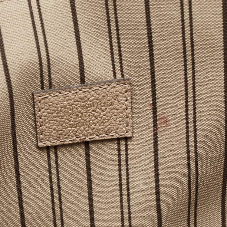 مملوكة مسبقًا Louis Vuitton Tourterelle Monogram Empreinte Leather Pochette Metis Bag